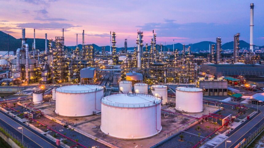 Russia Highlights Refinery Strike